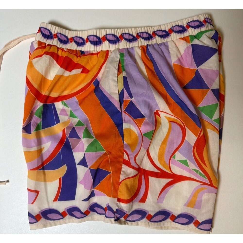 Her.. Bottari High Waisted Pleated Floral Shorts, Large - Picture 8 of 8